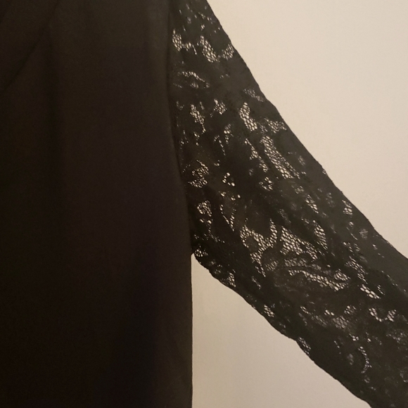 V-neck button down black and lace cardigan - Picture 2 of 2